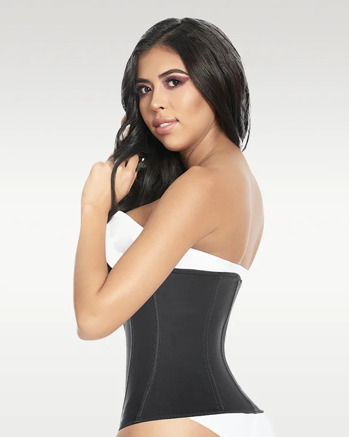 Le même corset, de trois quarts